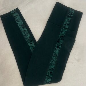 Athleta Hunter Green Leggings w/ Camouflage Detail